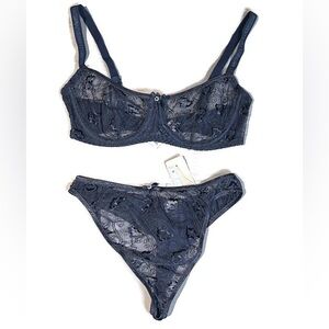 NWT Lara bra 3 pc set,blue,beautiful embroidery 36b, sting bikini & thong,large.
